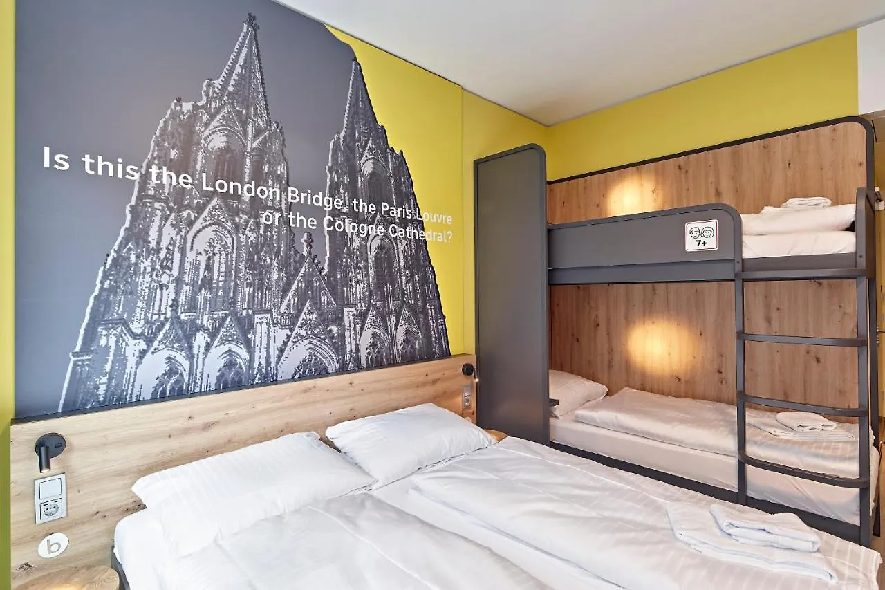 Meininger Hotel Koeln West  Köln