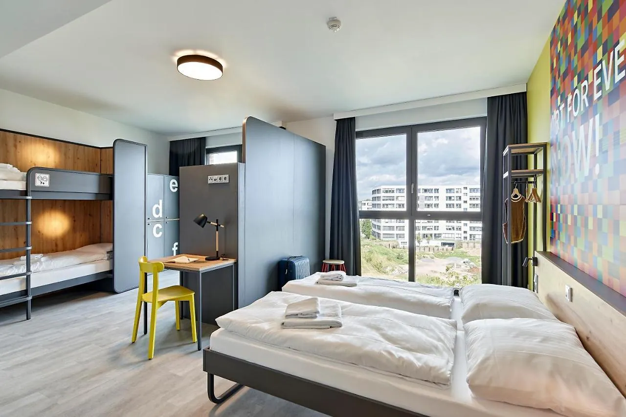 Meininger Hotel Koeln West Deutschland