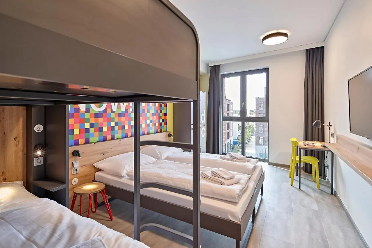 Meininger Hotel Koeln West