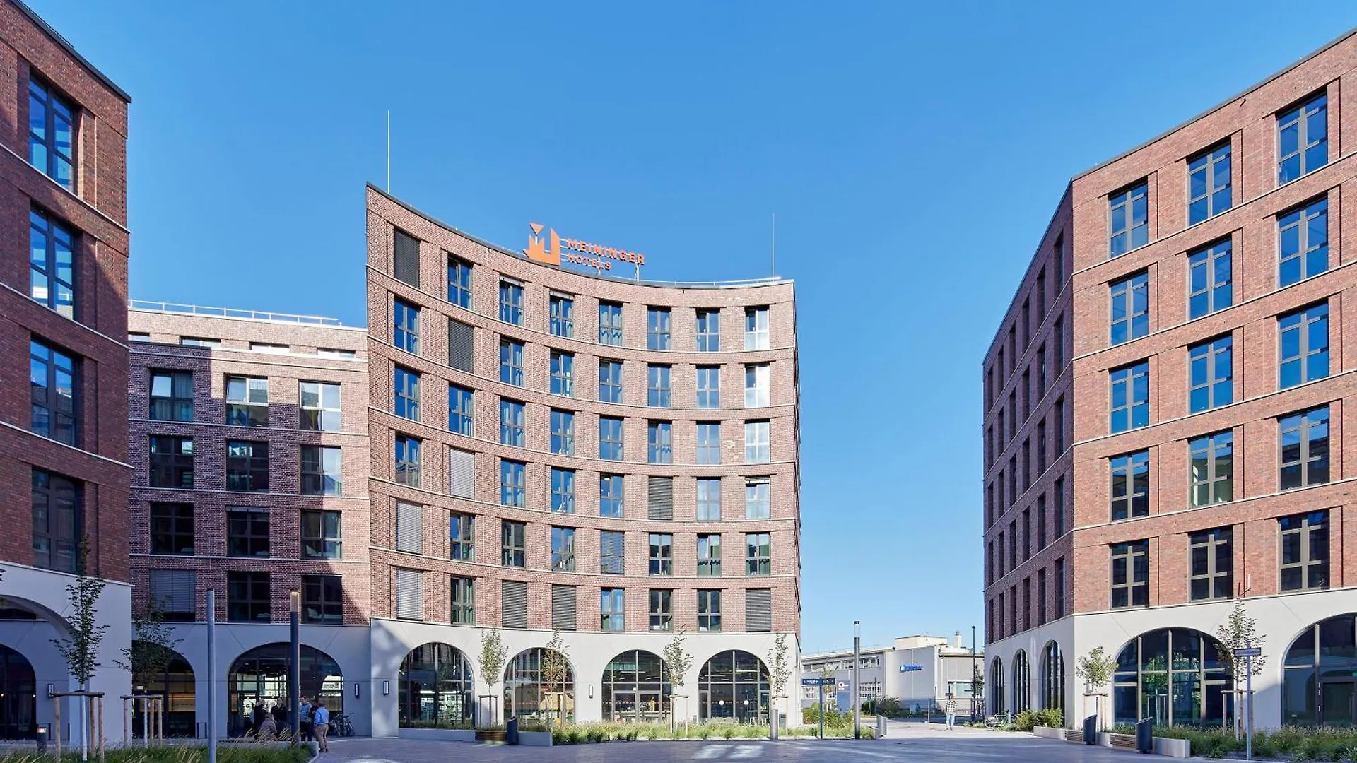 Meininger Hotel Koeln West